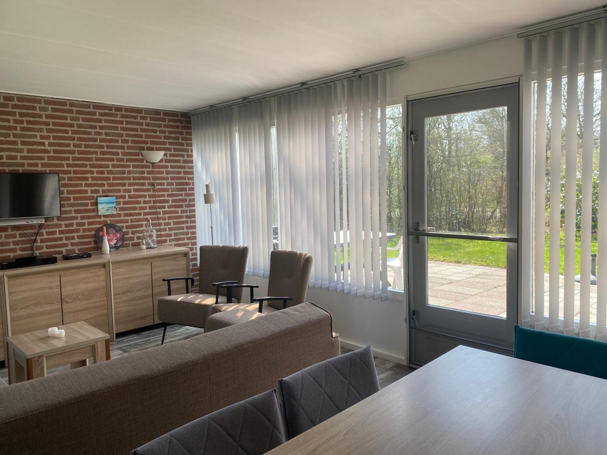 Meno Mosso Villa Sint Maartensvlotbrug Buitenkant foto